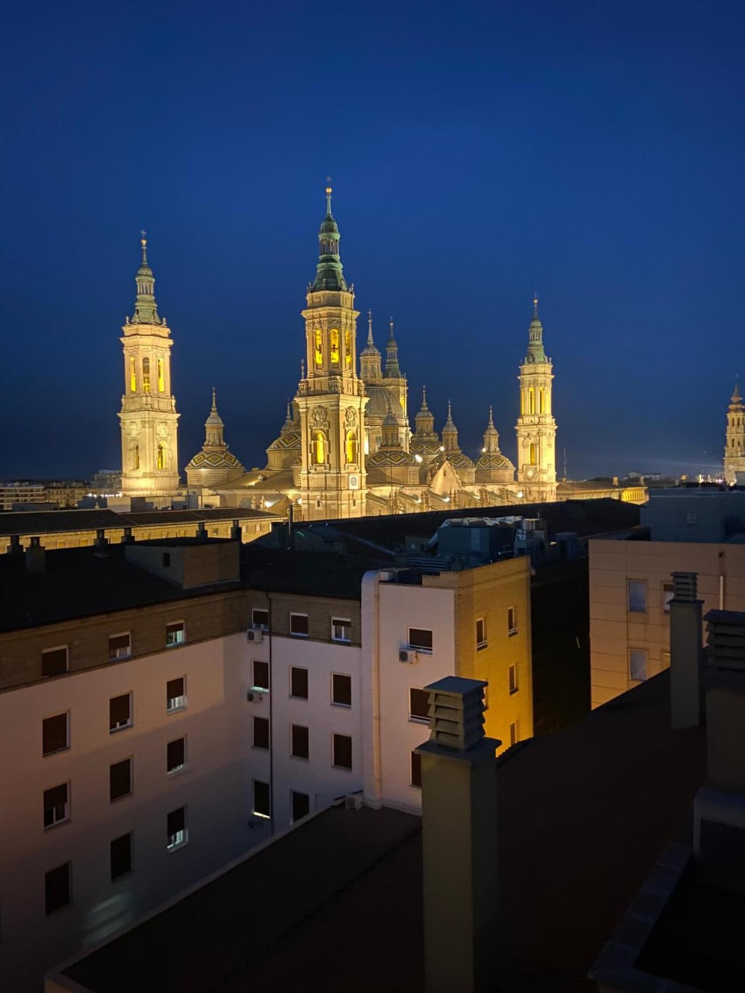 El Torreon Del Pilar. Opcion De Parking Daire Zaragoza Dış mekan fotoğraf